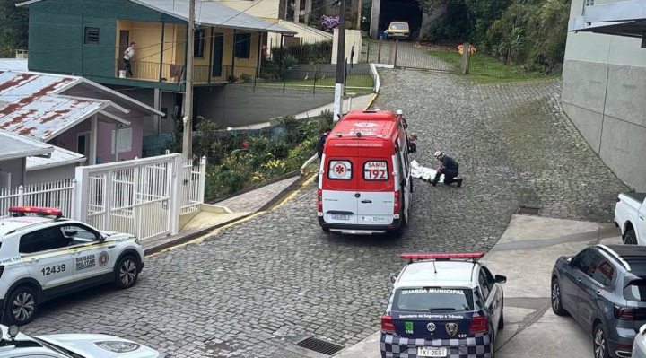  Homem cai de pr�dio e morre em Carlos Barbosa